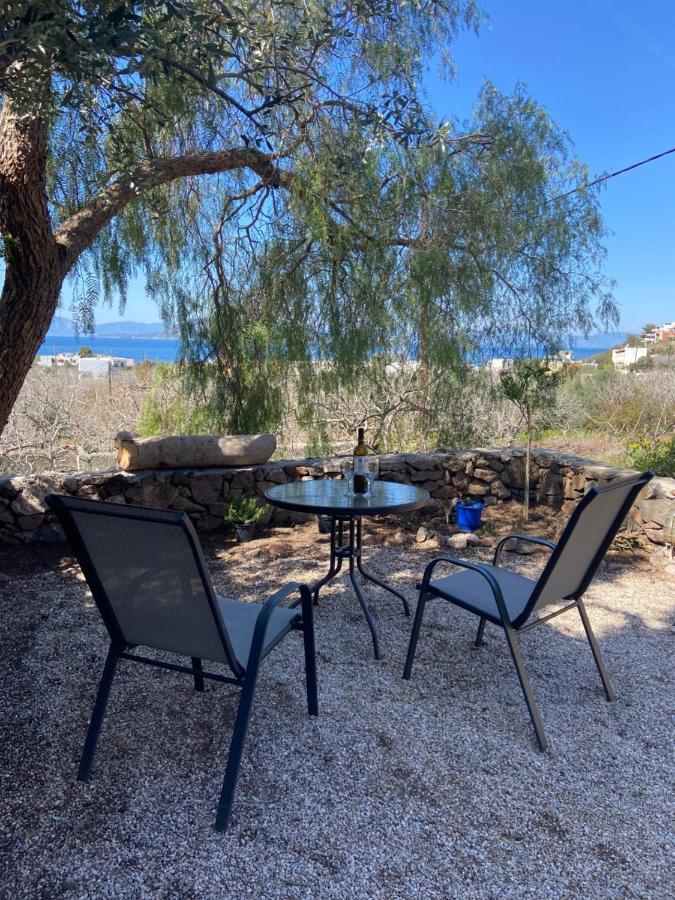 Appartamento Pepper Tree Aegina Esterno foto